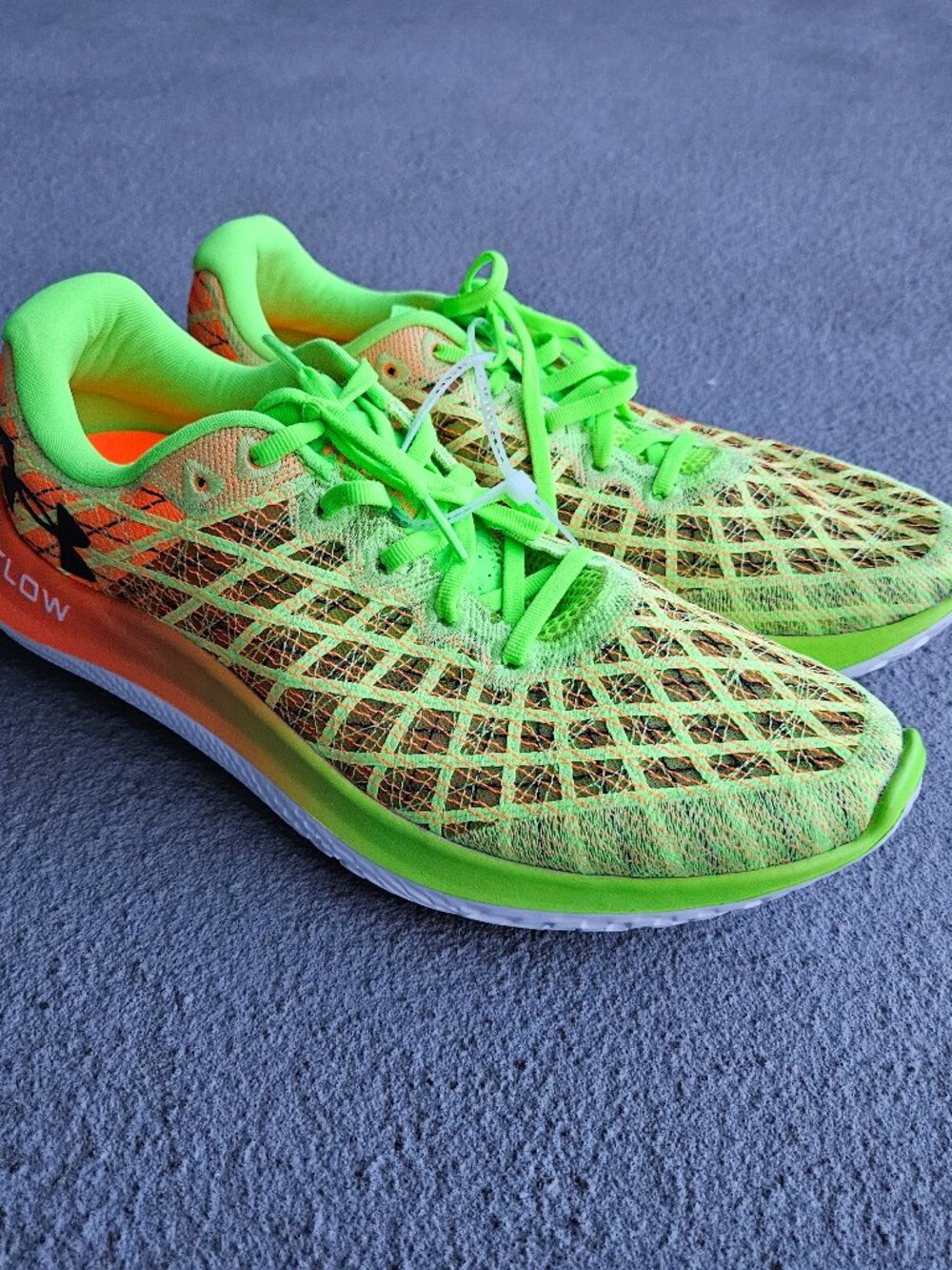 Under Armour FLOW Velociti Wind 2 CN, Green/Black, Size 10 US